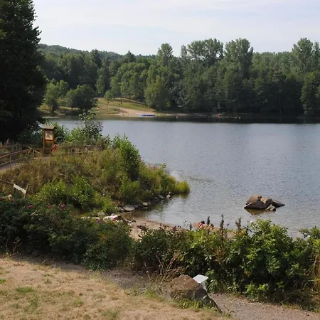 Semesterbostad Gemutliches Ferienhaus In Feriendorf Silbersee Mit Grossem Garten - B48663